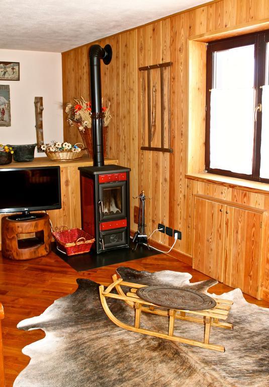 Apartment Gerandin Champoluc Εξωτερικό φωτογραφία